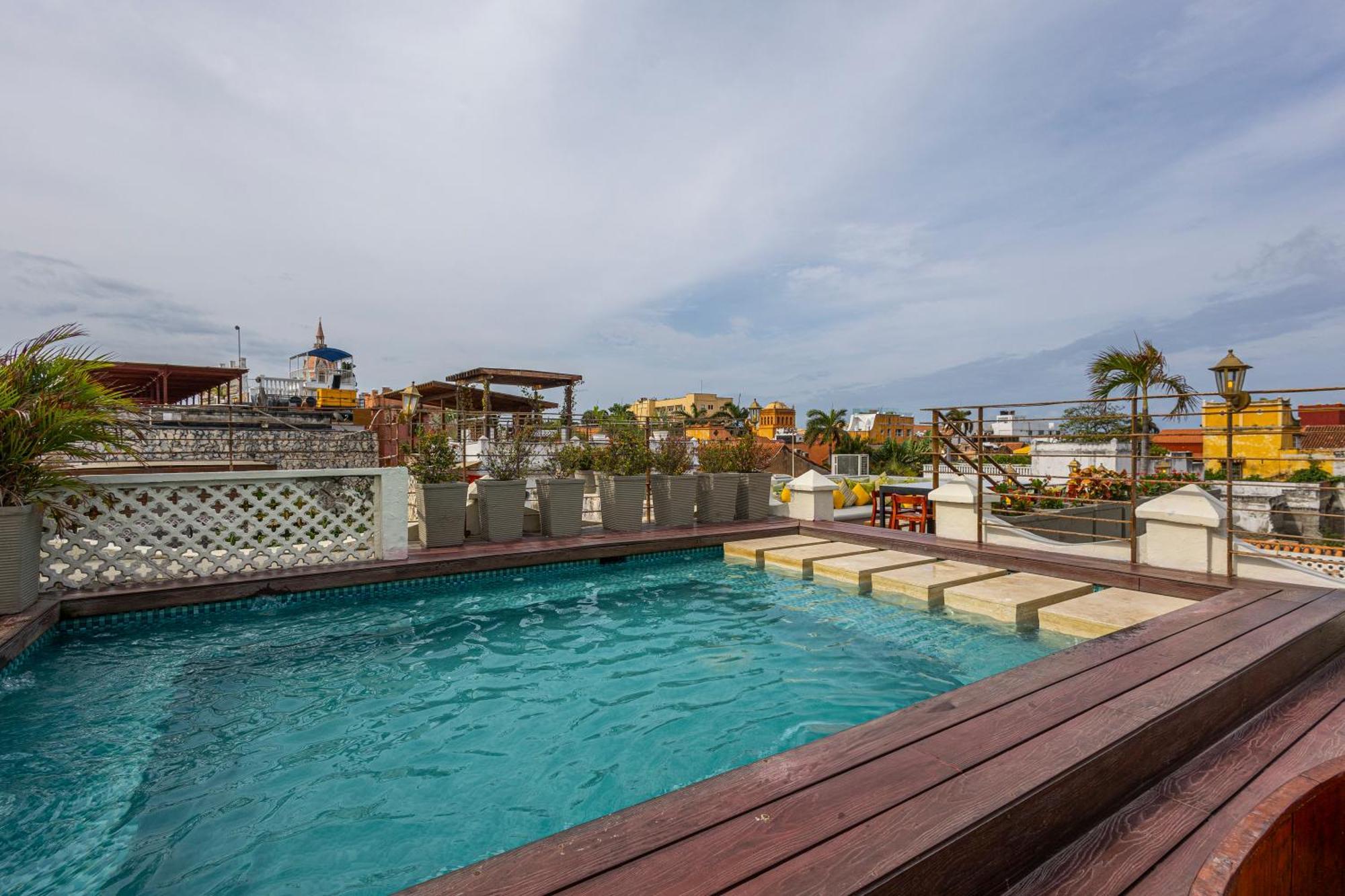 Ananda Boutique - Cosmos Cartagena