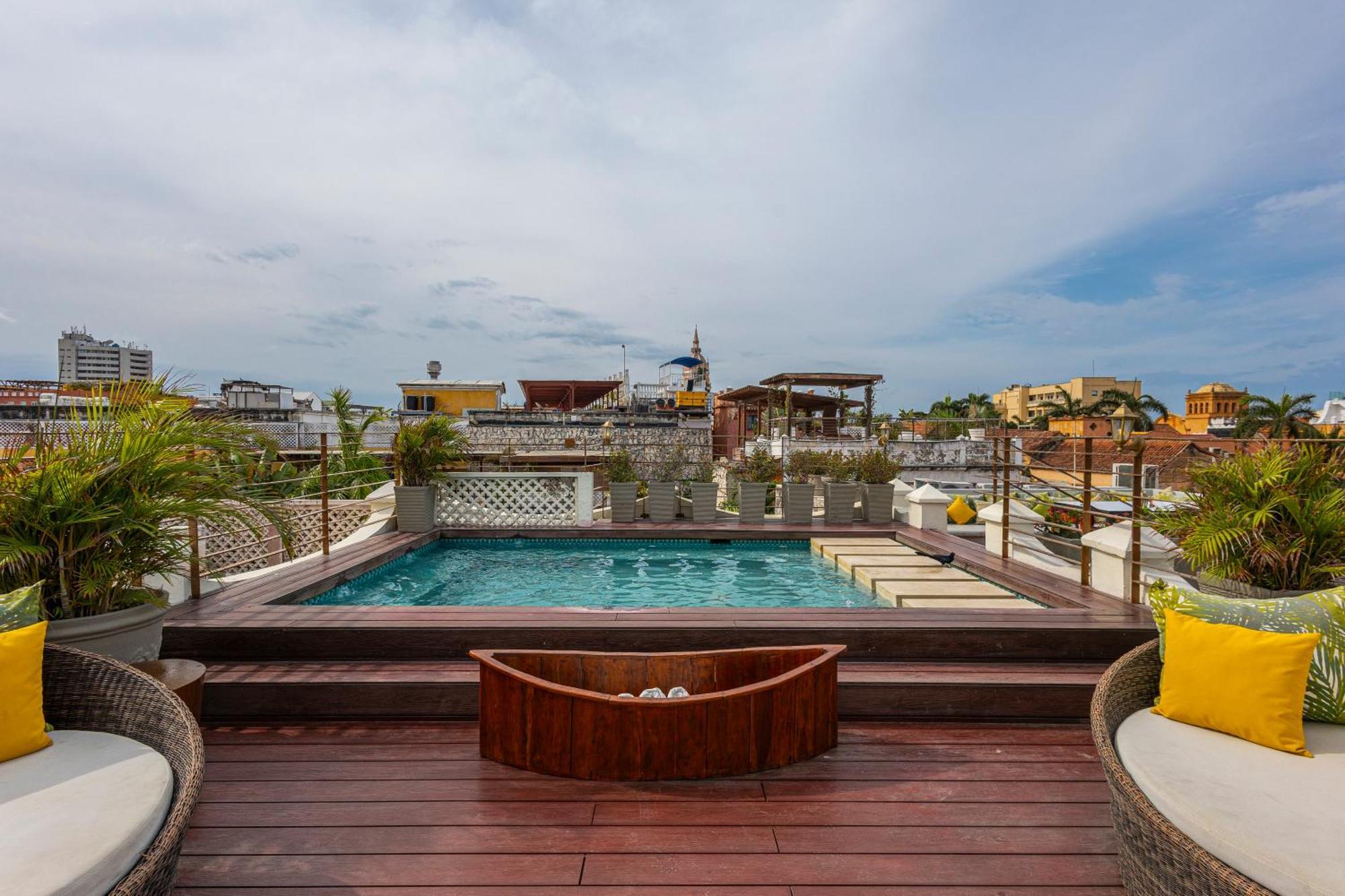 Hotel Ananda Boutique - Cosmos